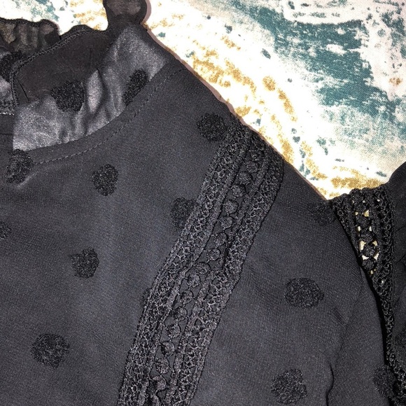 Black boho top size large - Picture 4 of 6